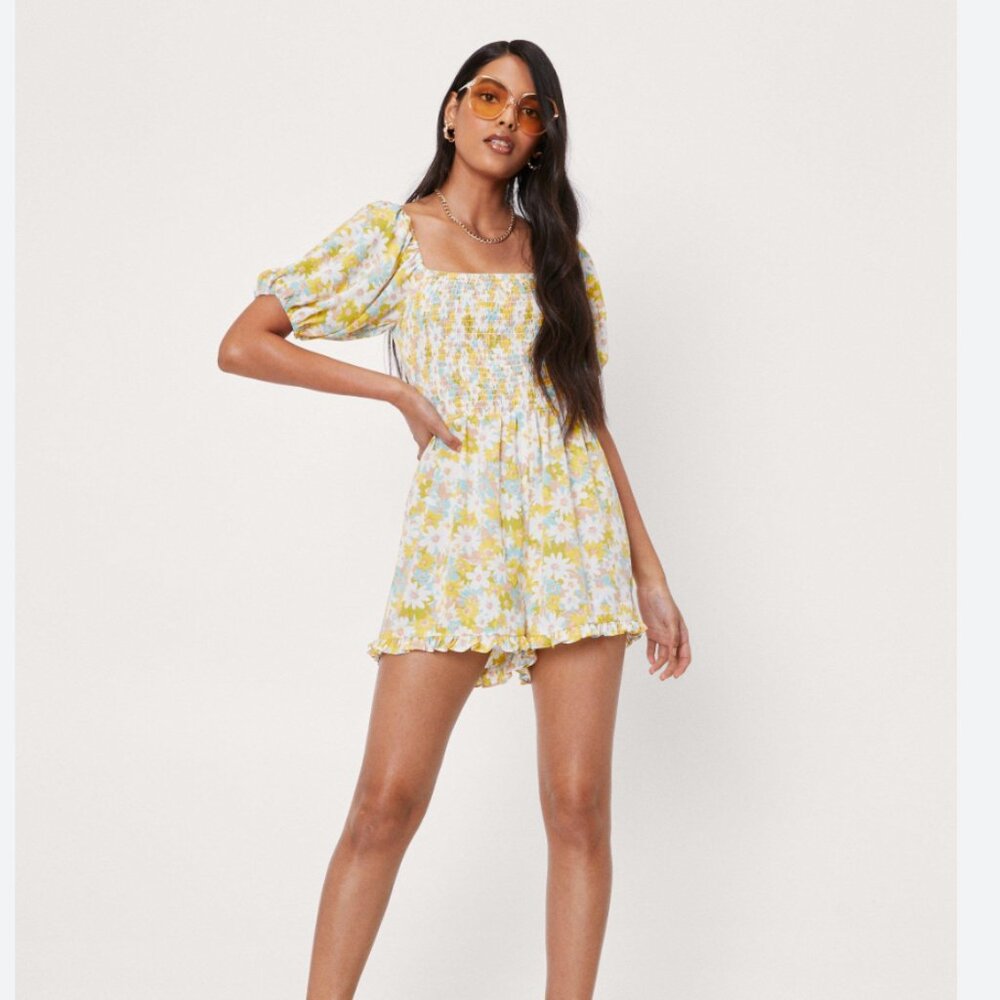 Floral Print Shirred Detail Puff Sleeve Romper